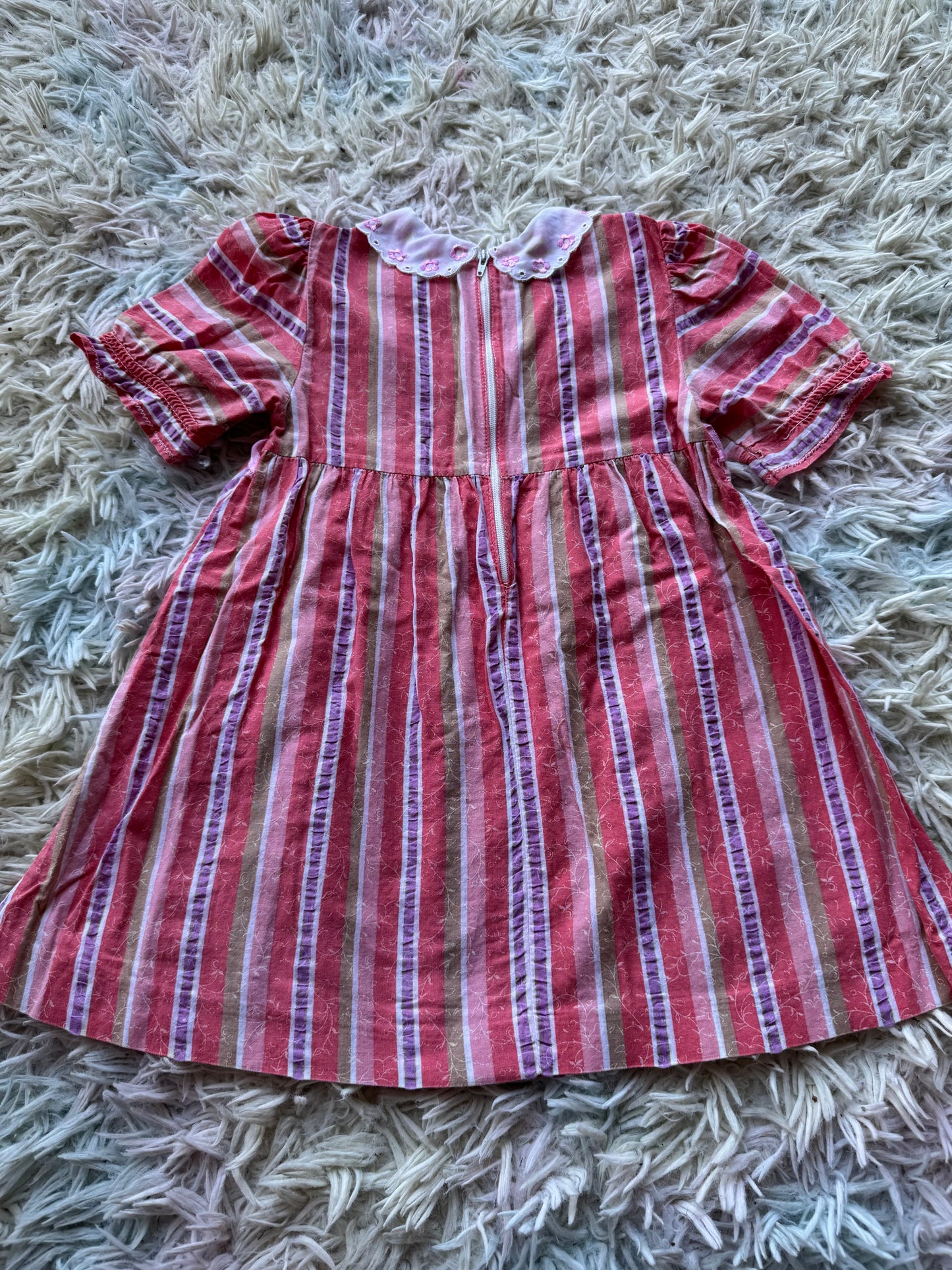 Vintage girls dress