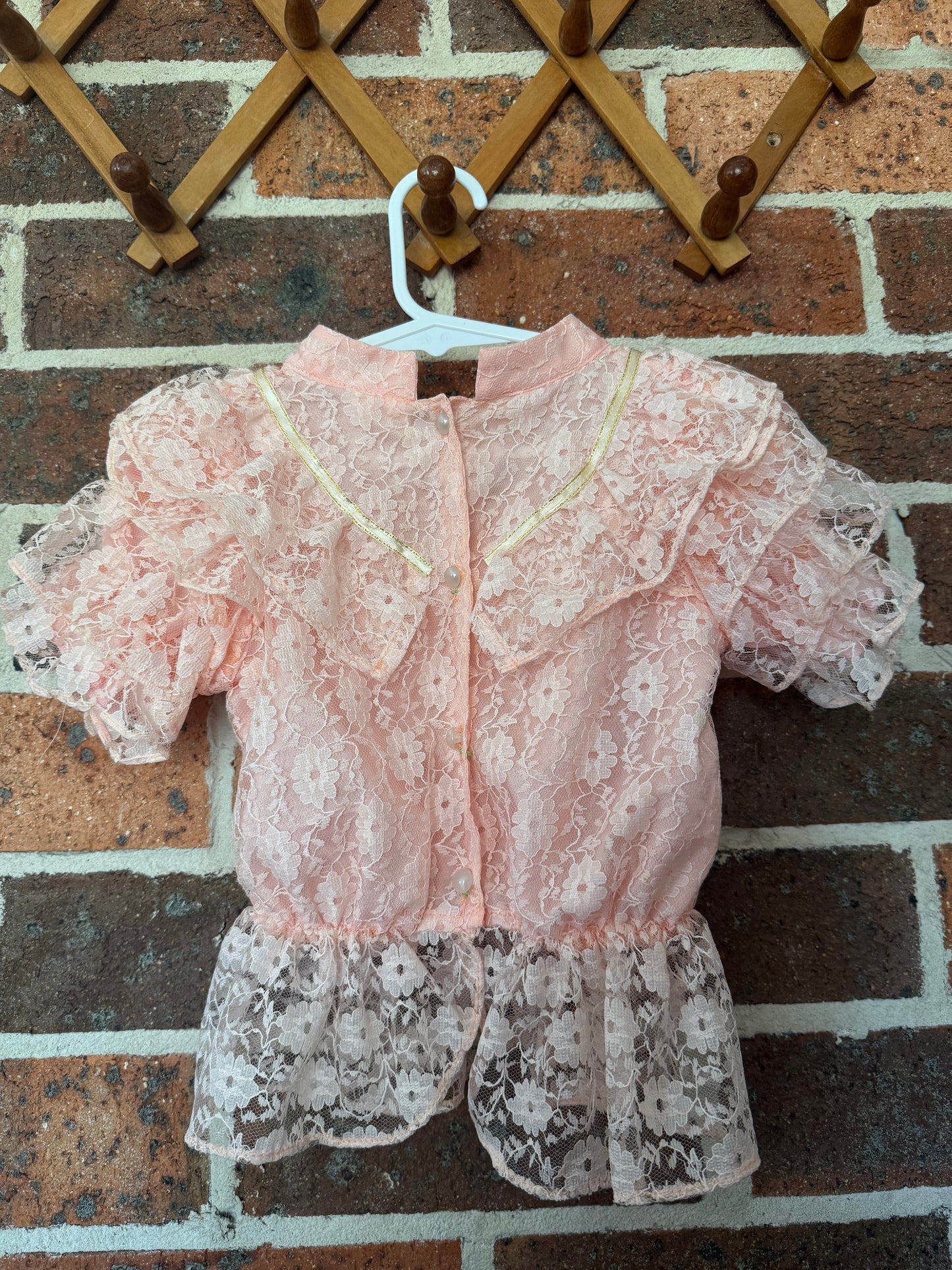 Vintage size 1 lace top