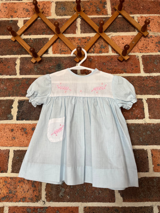 Vintage Dress size 00