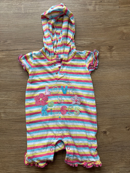 Hundreds & thousands size 00
