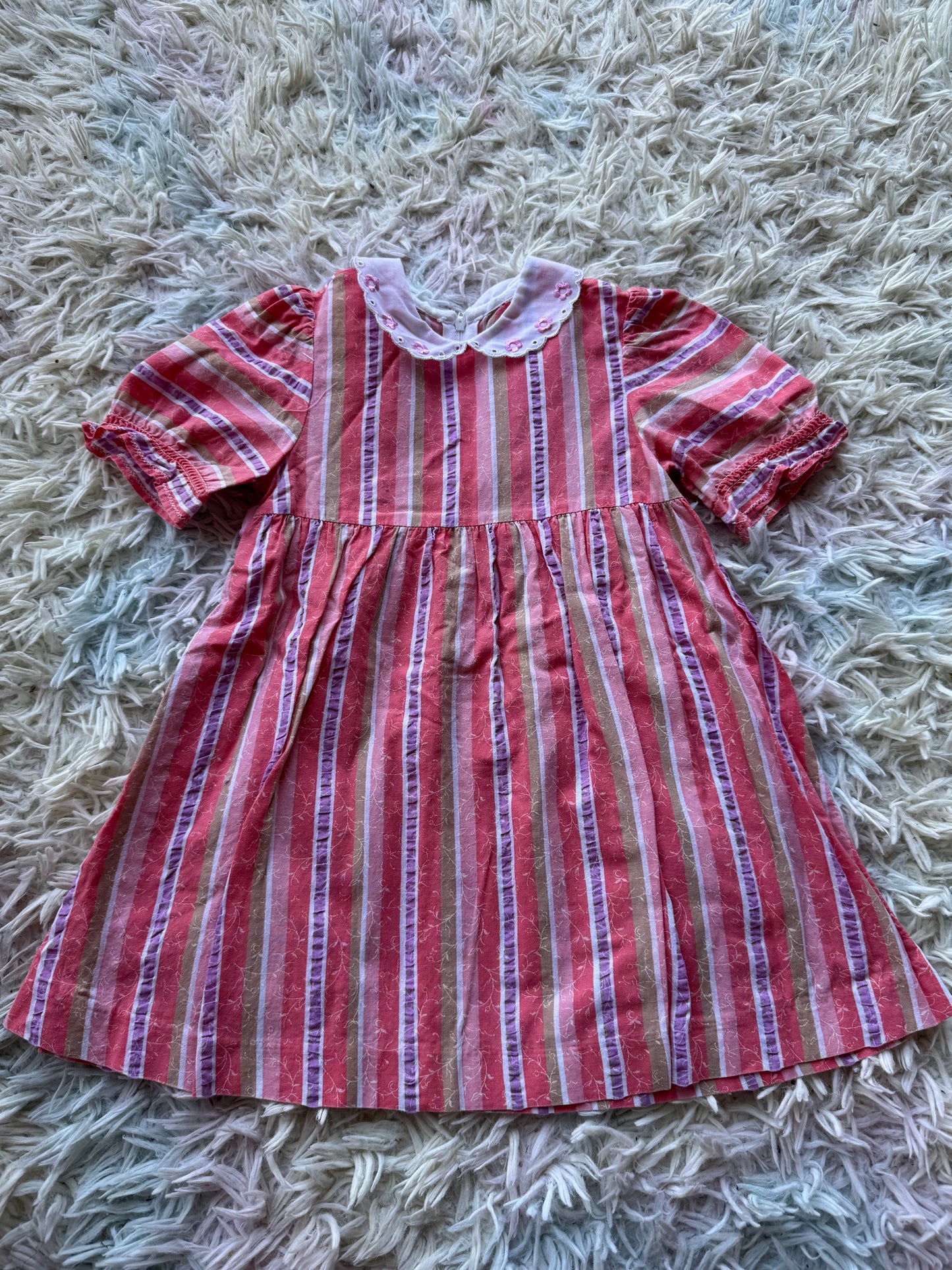 Vintage girls dress