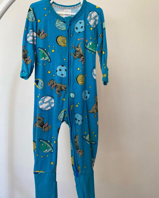 Baby bondsuit